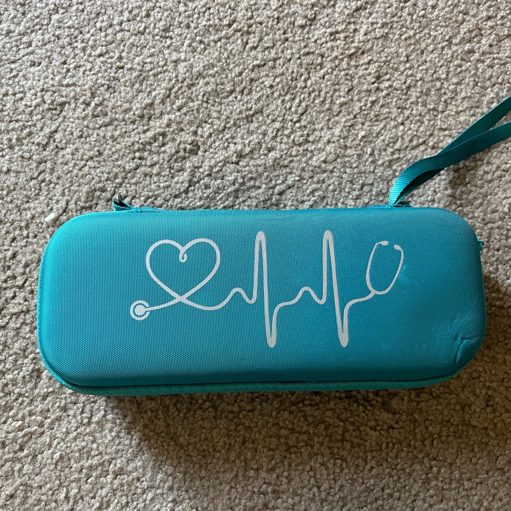 Stethoscope and accessory/pen holder